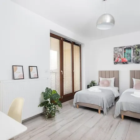 Nova Cybernetyki Apartment *