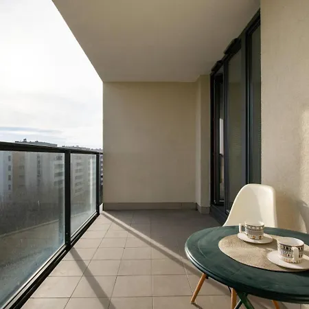 Nova Cybernetyki Appartement *